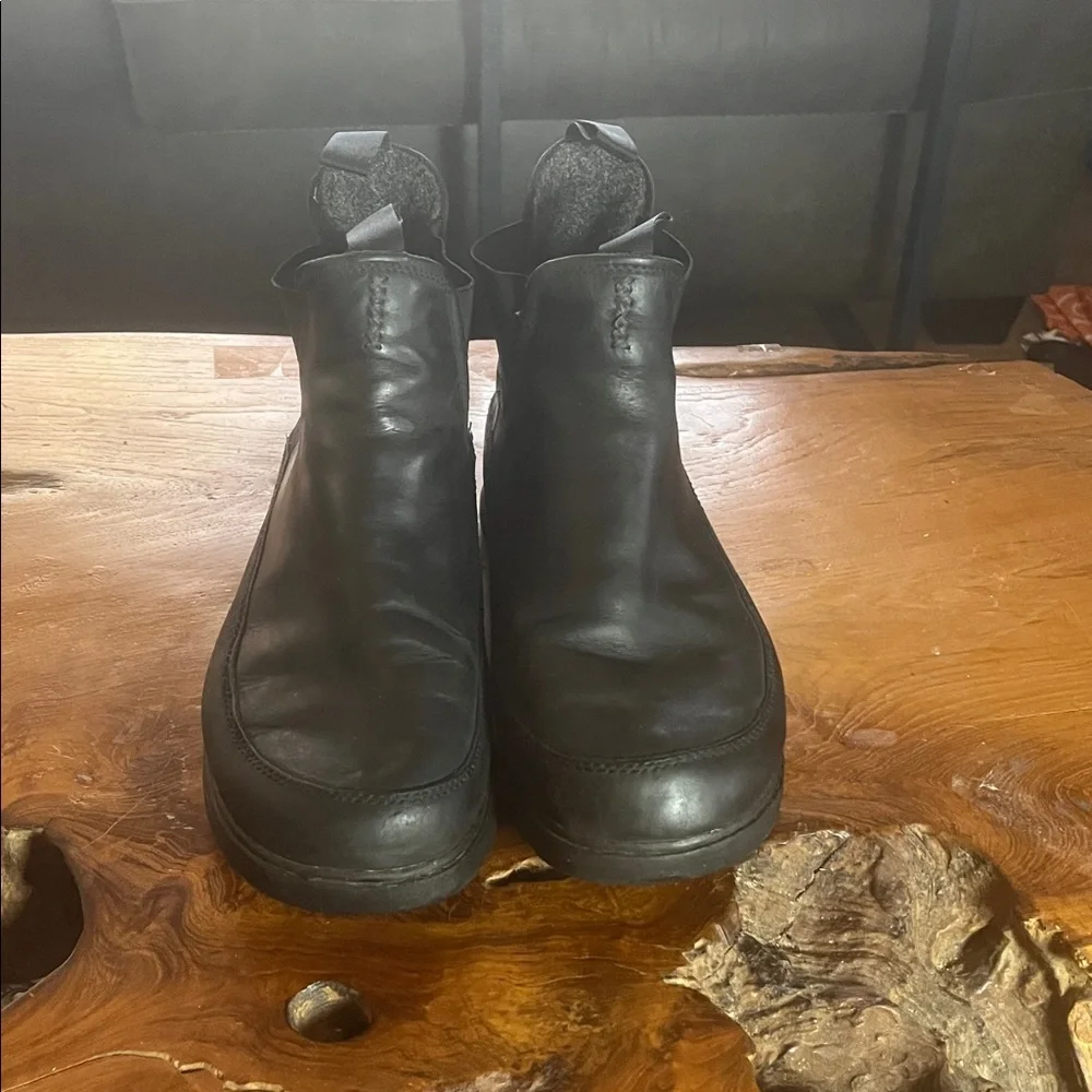 Men’s Sorel Black Leather Hood River Boots Size 10